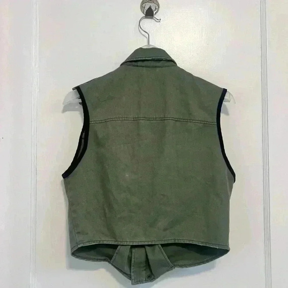 Reformation Green Utility Sleeveless Vest Size M TRENDING - Picture 3 of 3